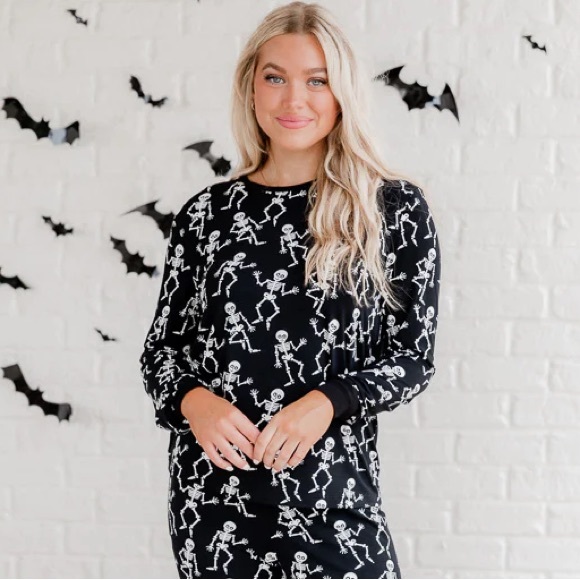 Pink Lily Skeletons Halloween Long Sleeve Top Shirt - Picture 1 of 6